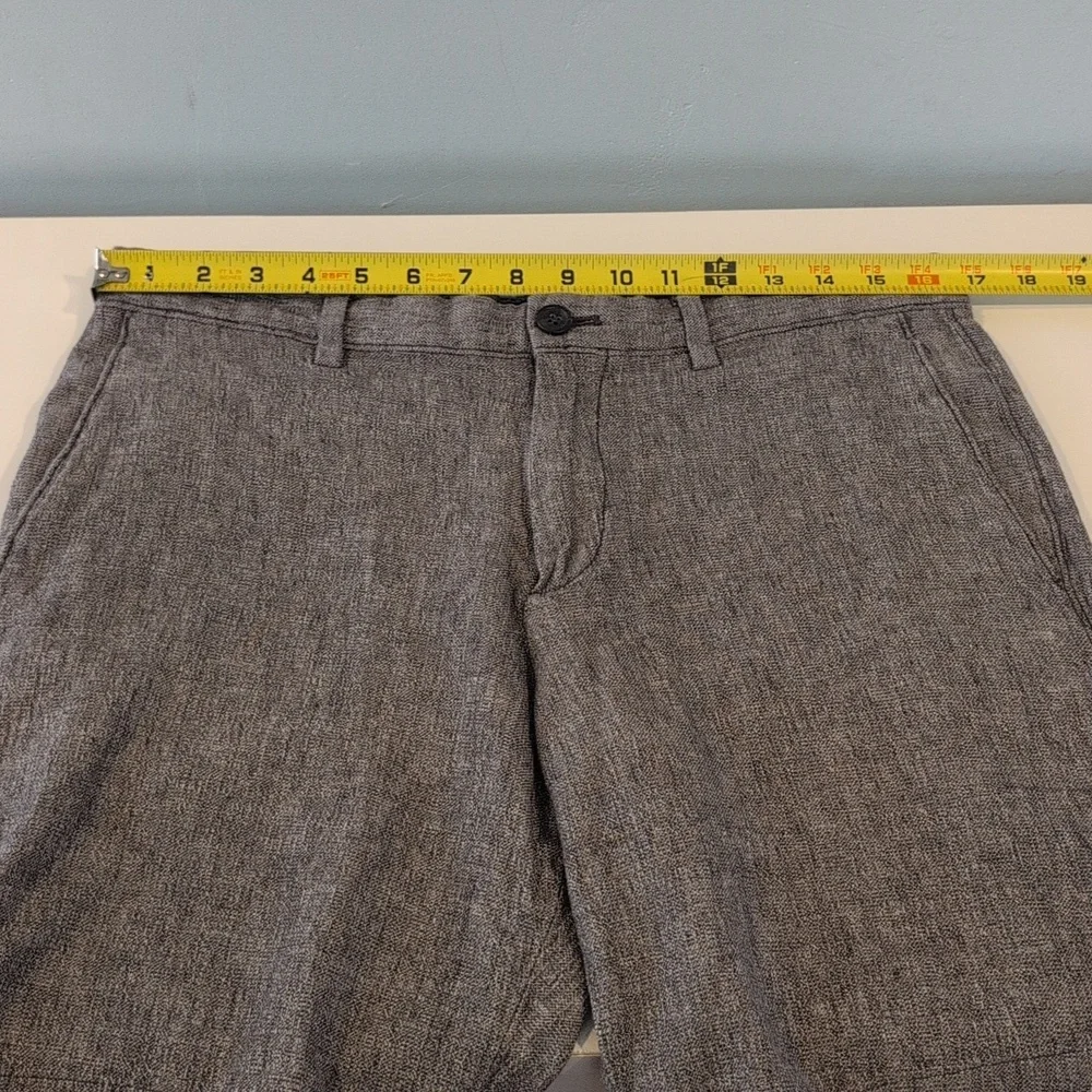 Banana Republic Men's 33 x 8.5 Linen Cotton Blend Aiden Short
